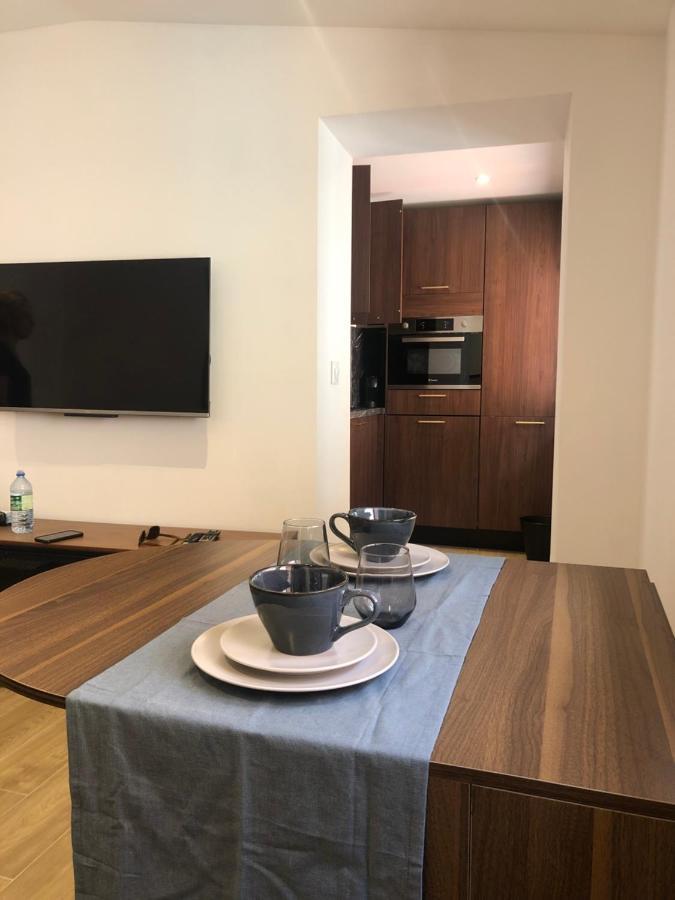 New - 2 Pieces Vieil Antibes - Marche Provencal Apartment Bagian luar foto